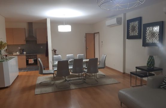 APARTAMENTO T2 MOBILADO EDIFÍCIO  COQUEIROS PRESTIGE