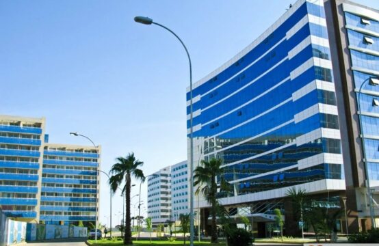 Apartamento t2 dúplex Condomínio belas business Park