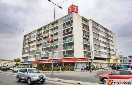 ARRENDA-SE APARTAMENTO T3 NO EDIFÍCIO DO BANCO BIC, AVENIDA BRASIL